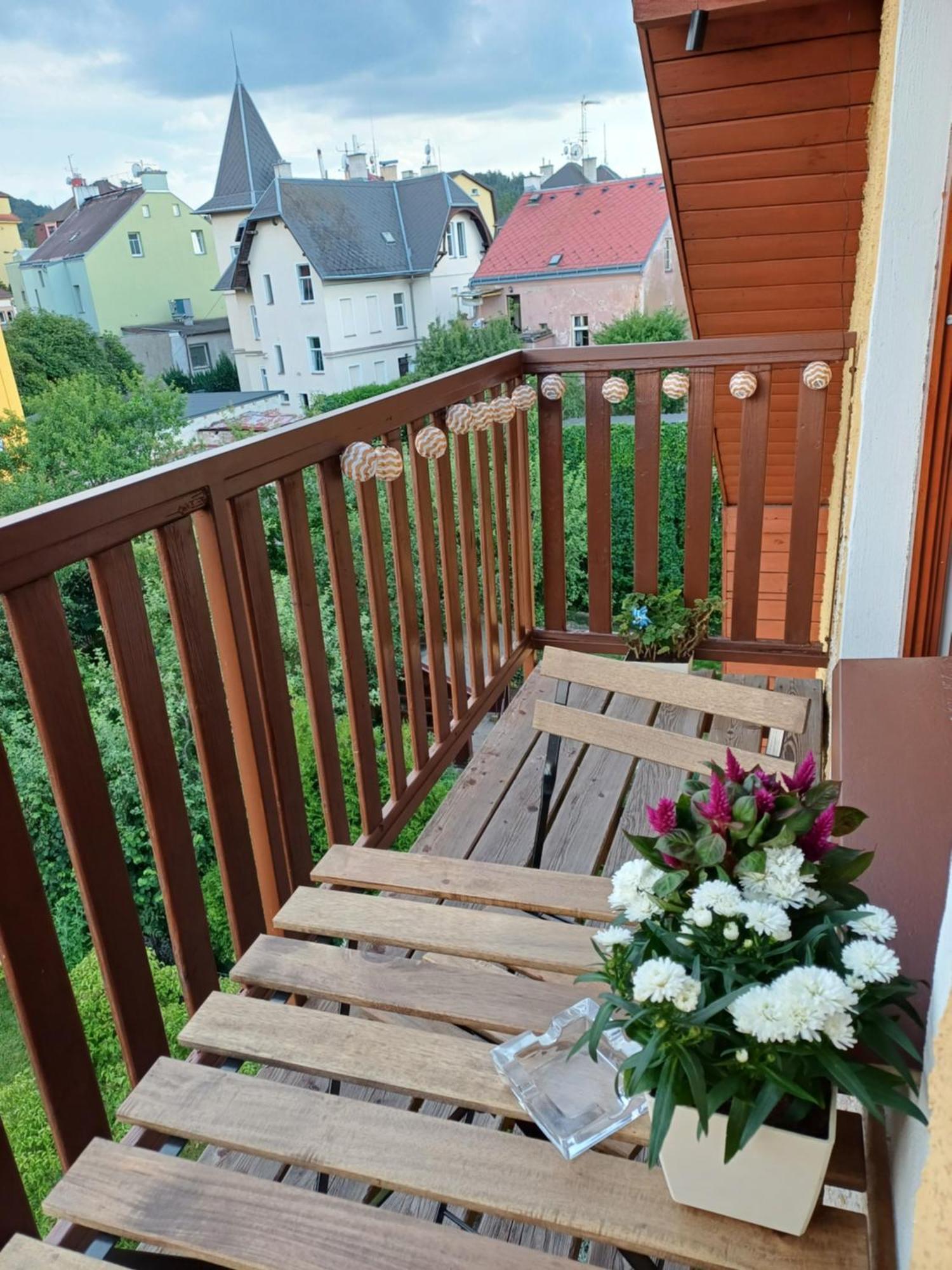 Loft Apartment Karlovy Vary Exterior foto